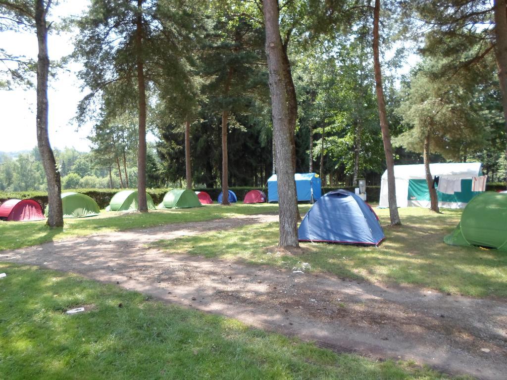 Camping Les Pinasses La Chapelle  Exterior foto