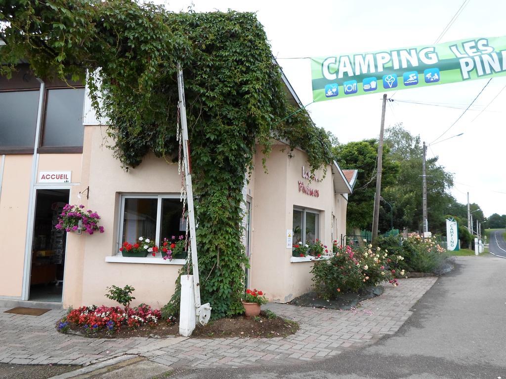 Camping Les Pinasses La Chapelle  Exterior foto