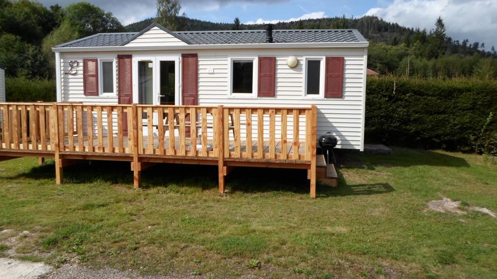 Camping Les Pinasses La Chapelle  Exterior foto