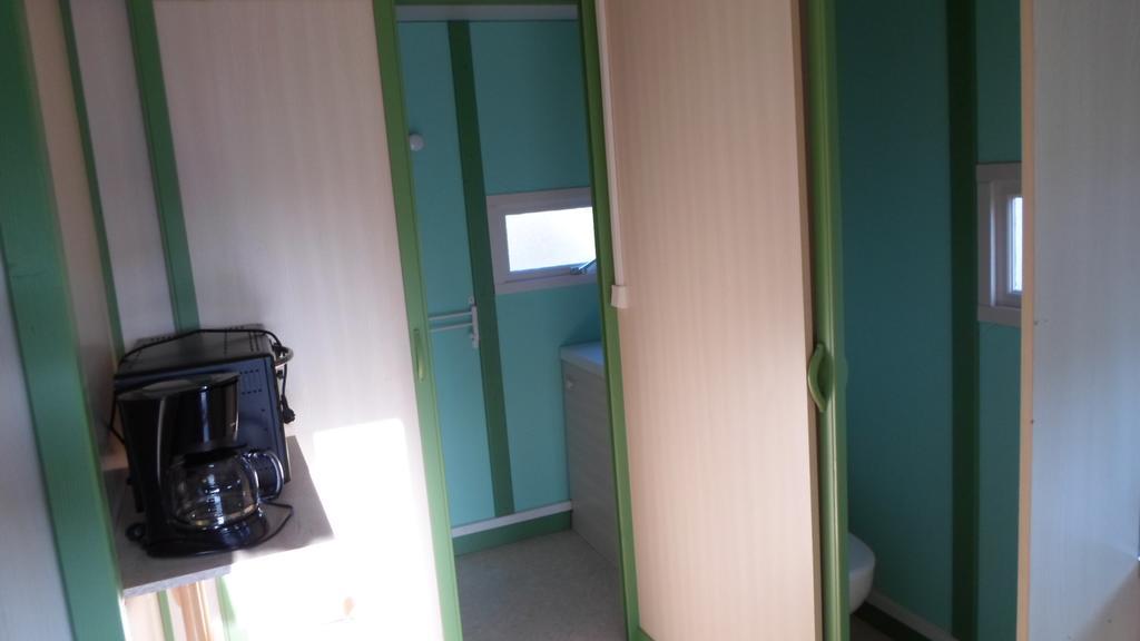 Camping Les Pinasses La Chapelle  Exterior foto